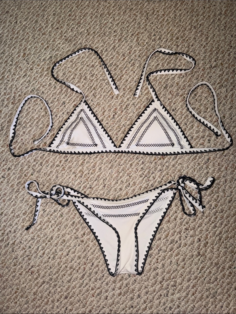 🤍White boutique Triangle Bikini🖤Black Trim Women's Swim set tie side bottom